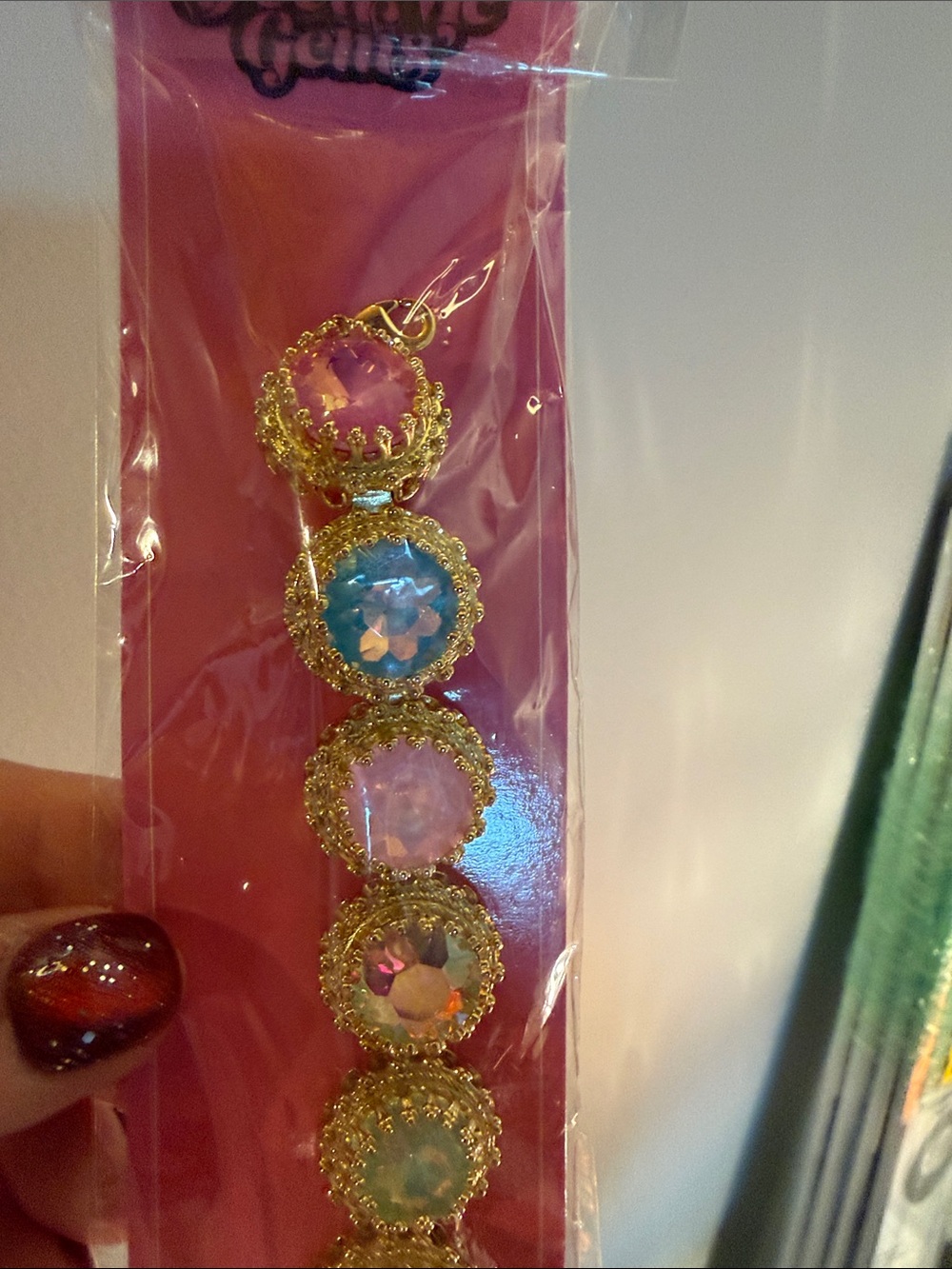 NEW Feed Me Gems Rainbow Opal Pastel Queen Bracelet - Picture 11 of 16